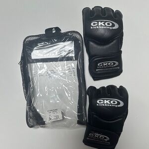 CKO Kickboxing Black Gloves